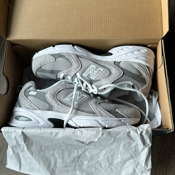 New Balance 530 Shoes in Raincloud & Shadow Grey Size 5 M/ 6.5 W NEW IN BOX - Picture 7 of 14